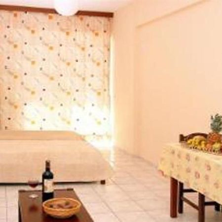 Danaos Beach Apartments Sfáka Eksteriør billede